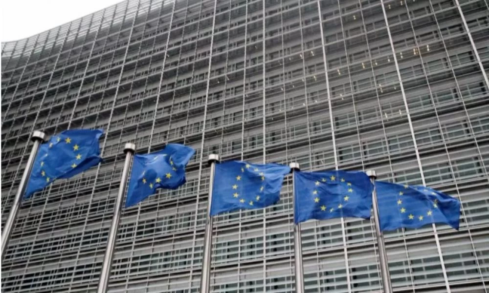 Πόλεμος στην Ουκρανία: Εγκρίθηκε το 4ο πακέτο κυρώσεων της ΕΕ κατά της Ρωσίας